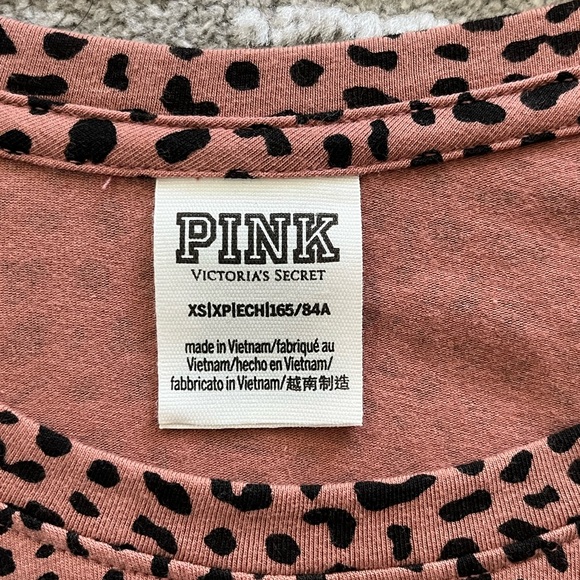 Never worn dress - Picture 3 of 3